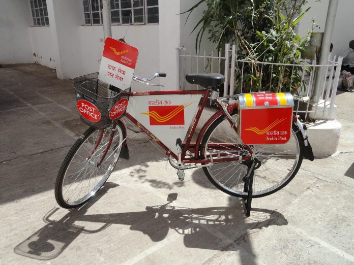 postman-bike-174644_1920
